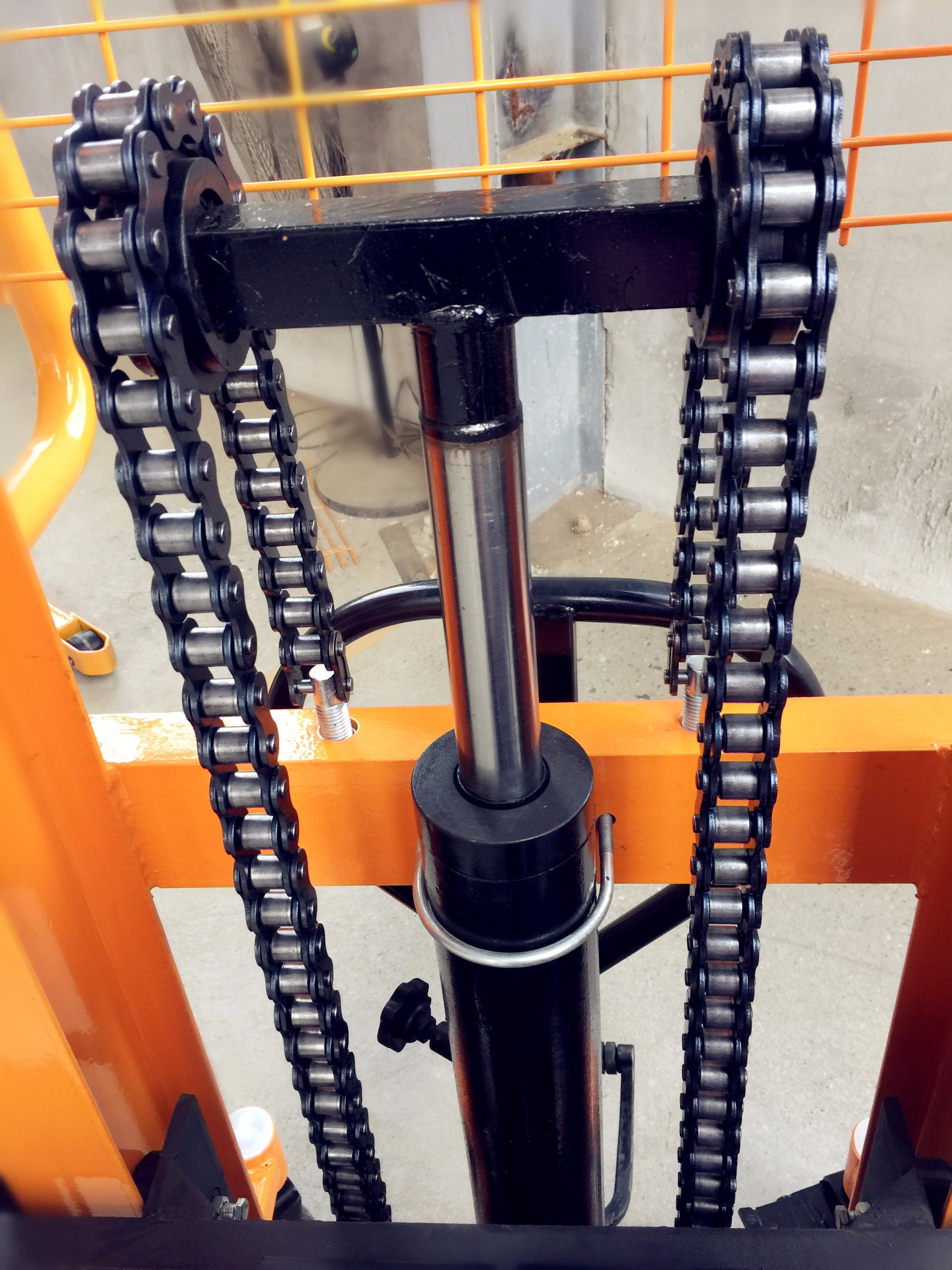 多功能1噸手動液壓搬運車(加重加厚型)，廠家供應-河北東圣吊索具制造有限公司-石材夾具_小型攪拌機_手動叉車_液壓堆高車